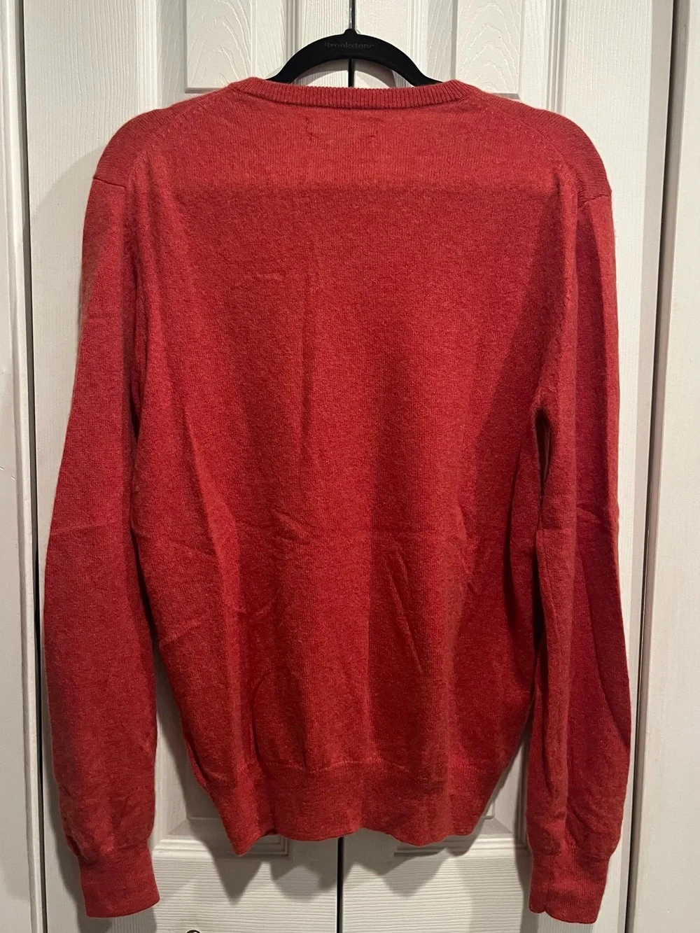 Tahari womens v neck Coral-Red V-Neck Sweater Sz L